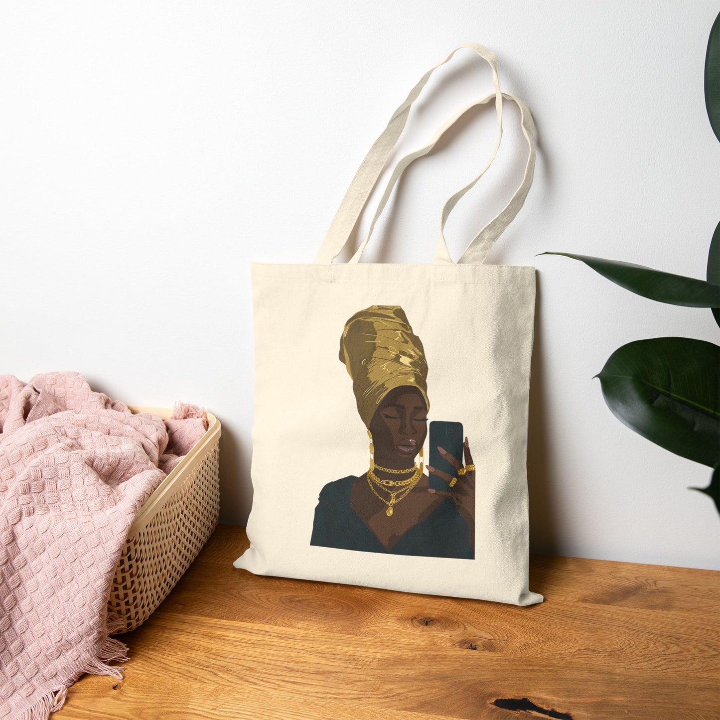 Queen Tote